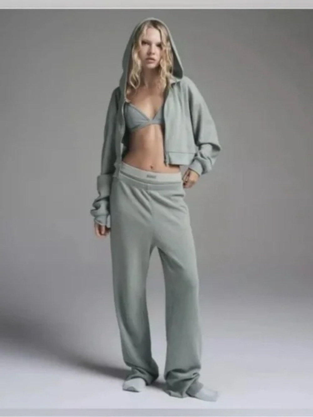 SKIMS Waffle Zip Up Cropped Jacket in Mineral Sage Green Size Large